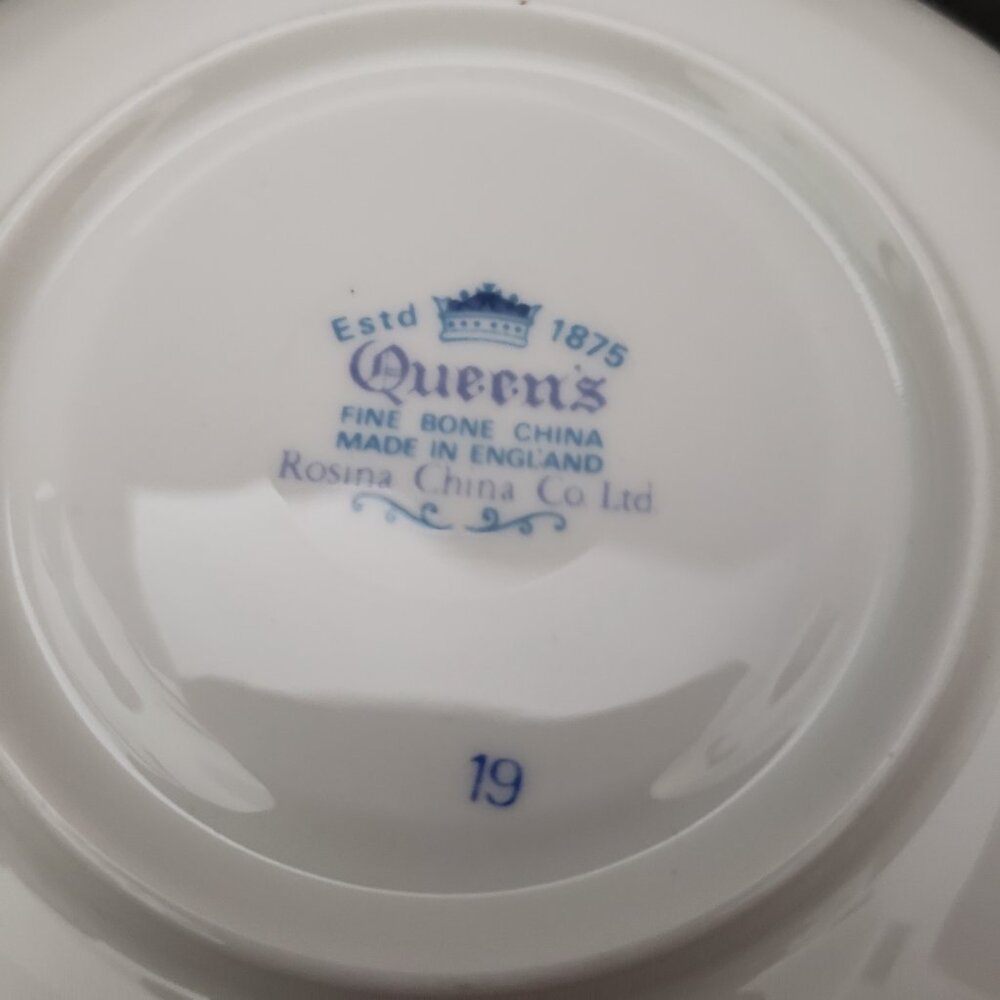 VTG 1975 Queen's Fine Bone China Floral Tea Cup & Saucer By Rosina China - Picture 7 of 10